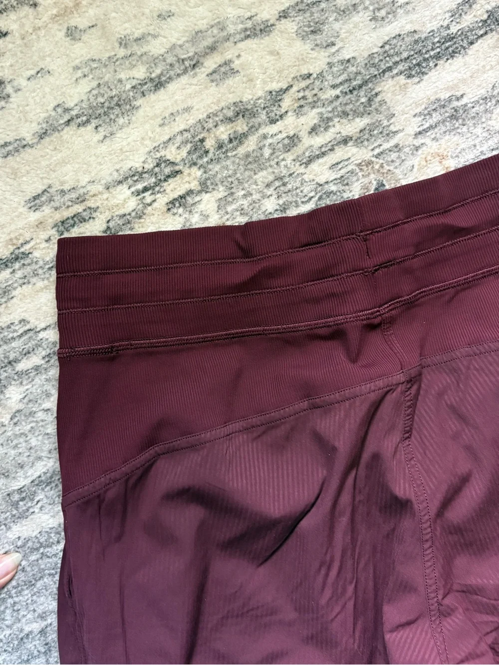 Lululemon Dance Studio Mid-Rise Jogger Full Length size 8 maroon